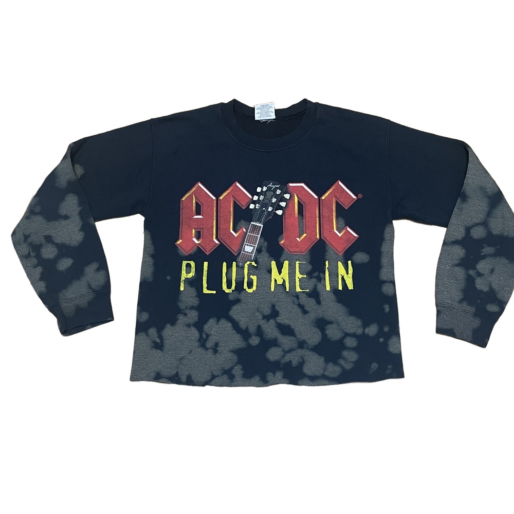 AC/DC Plug Me In Graphic Sweatshirt Black Acid Wash Raw Hem Small Rock Band Top‎